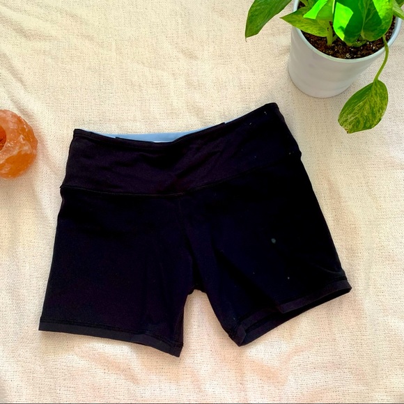 lululemon athletica Pants - LULULEMON Reversible Black Bike Booty Shorts